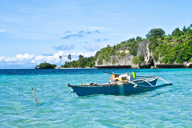 Nước biển trong xanh ở Guimaras - Philippine