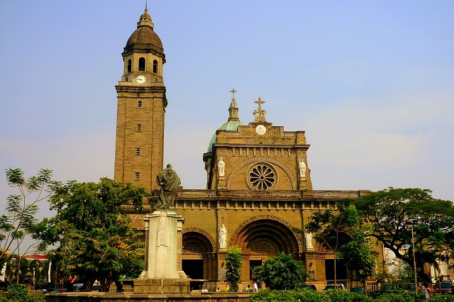 San Agustin, một trong những nhà thờ kiểu Baroque được công nhận là di sản thế giới tại Philippines
